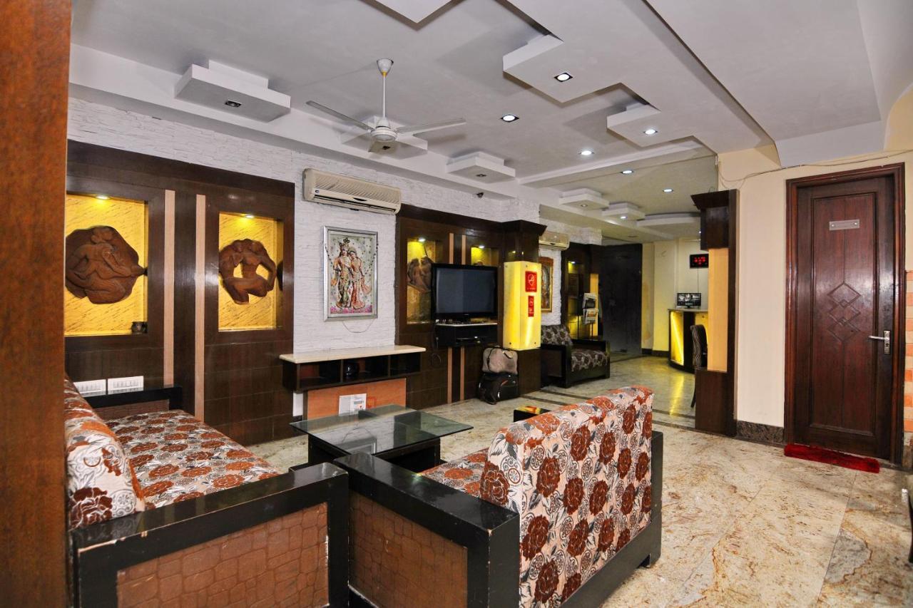 Hotel Tjs Grand Delhi  Bagian luar foto
