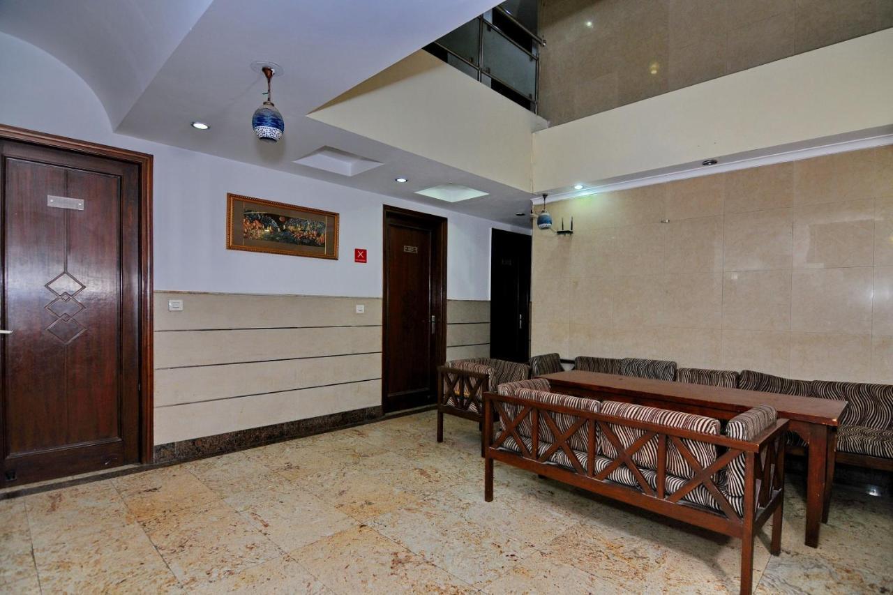 Hotel Tjs Grand Delhi  Bagian luar foto