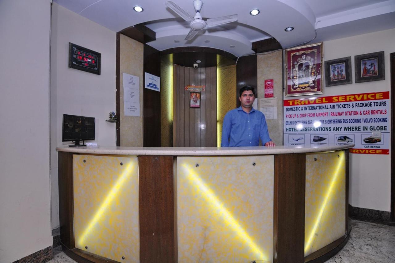 Hotel Tjs Grand Delhi  Bagian luar foto