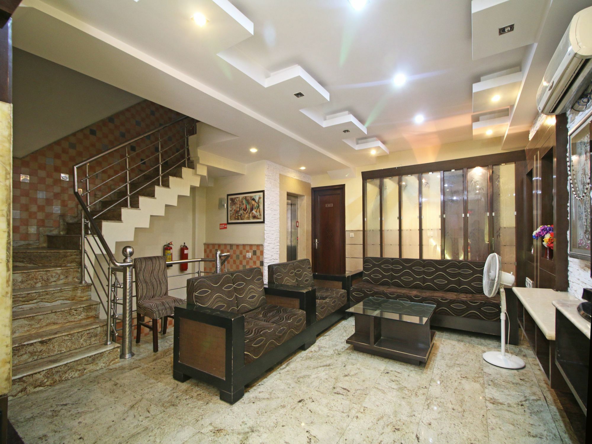 Hotel Tjs Grand Delhi  Bagian luar foto